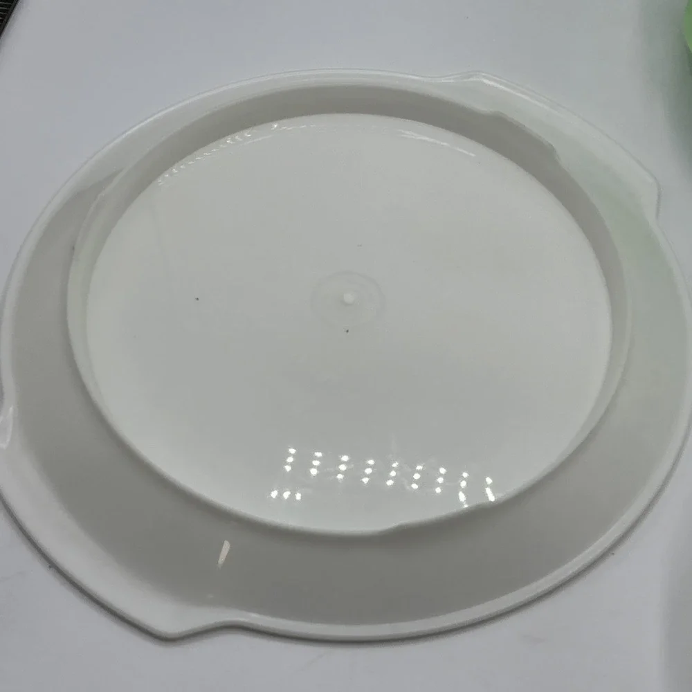 Tupperware Green Fluted 9